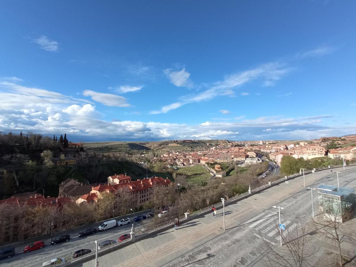 Hotel Ele Acueducto Segovia Exteriör bild