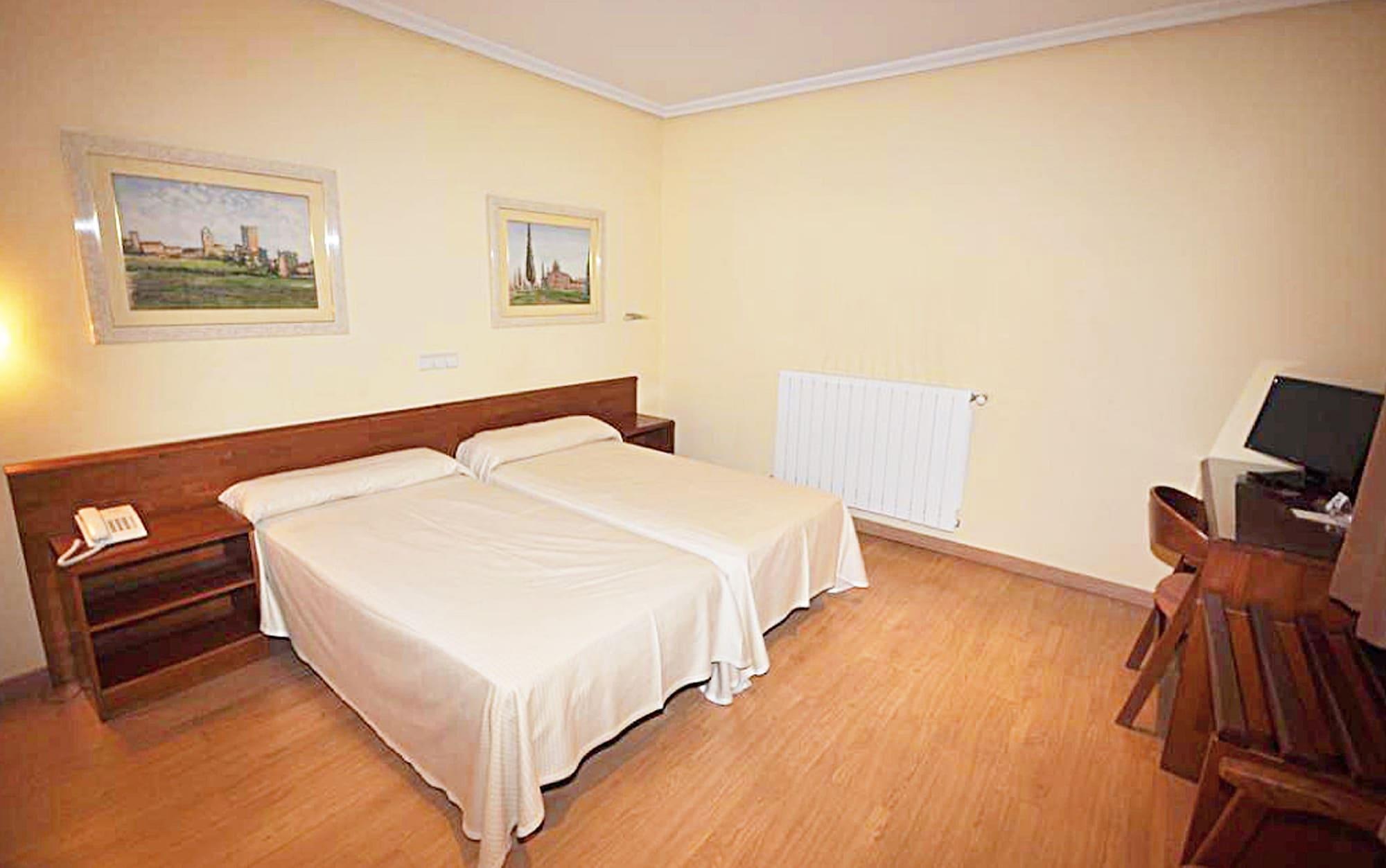 Hotel Ele Acueducto Segovia Exteriör bild