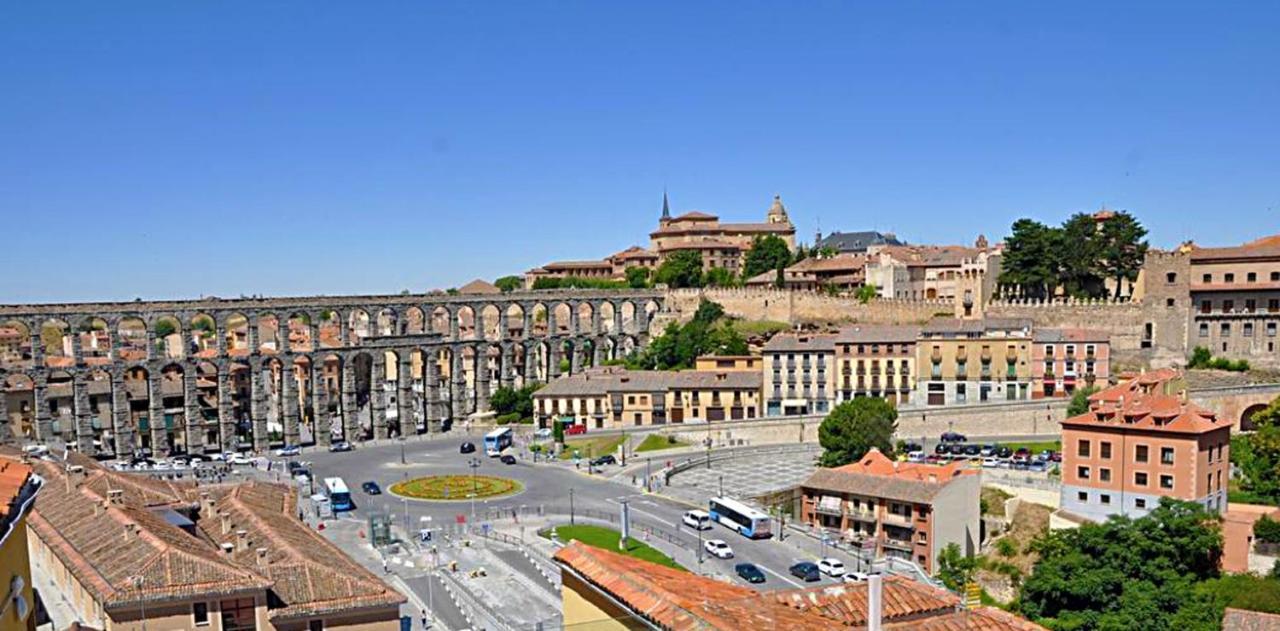 Hotel Ele Acueducto Segovia Exteriör bild