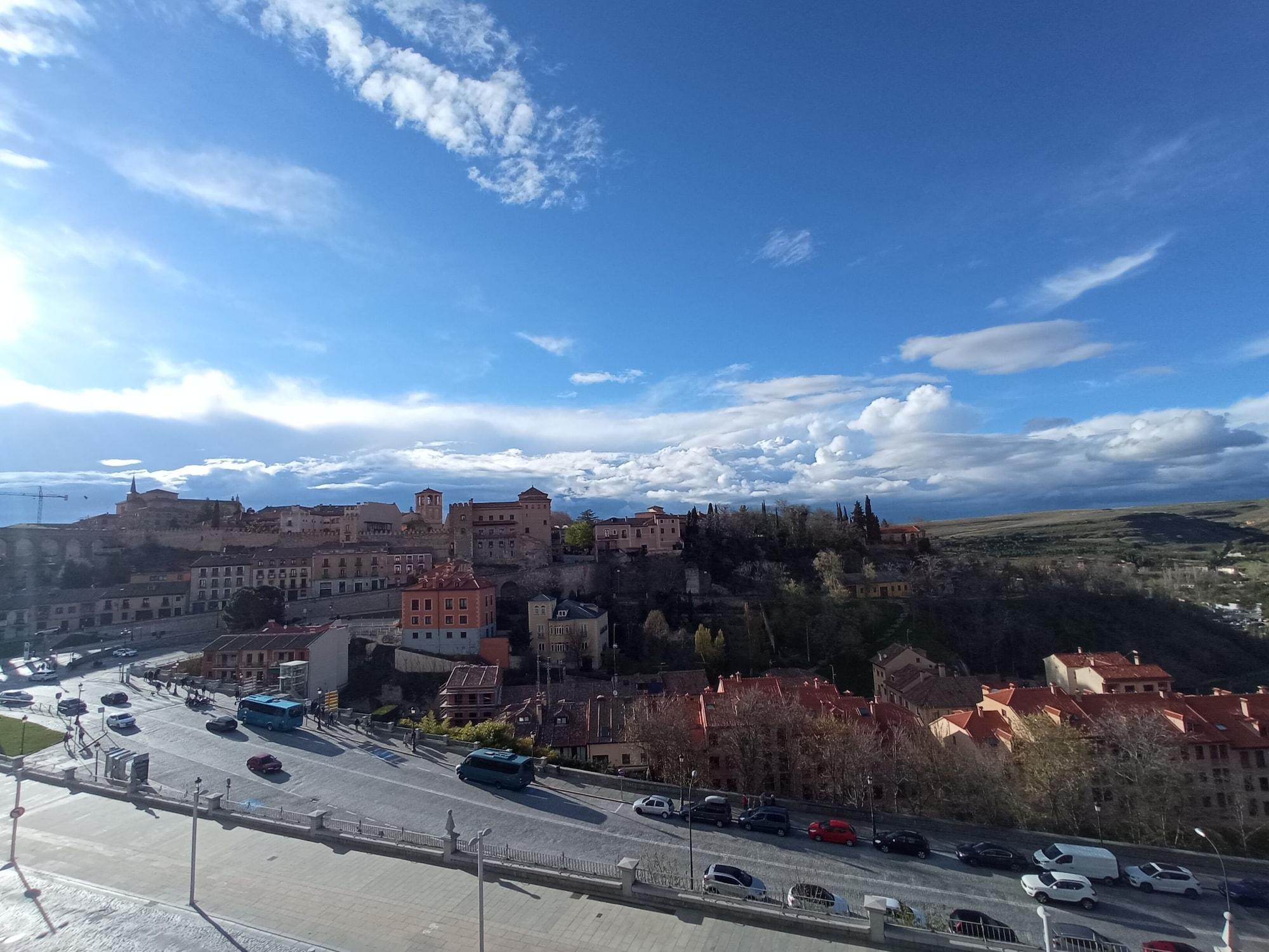 Hotel Ele Acueducto Segovia Exteriör bild
